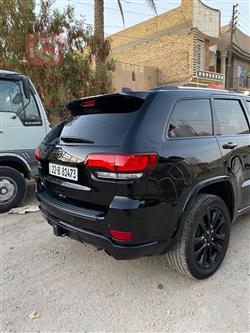 جیپ گراند شیرۆکی